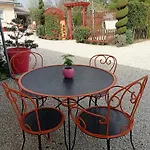 Proche St Emilion , Pause Quelque Part Recharge Pour Voiture Electrique Inclu