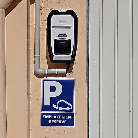 Maison Calme Avec Parking Gratuit Saint-Medard-de-Guizieres