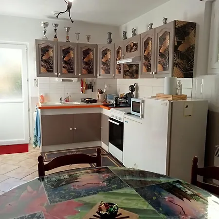 Maison Calme Avec Parking Gratuit *